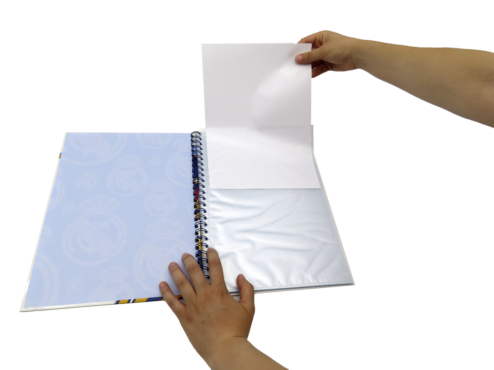 Real Madrid Carpeta Espiral 30 fundas
